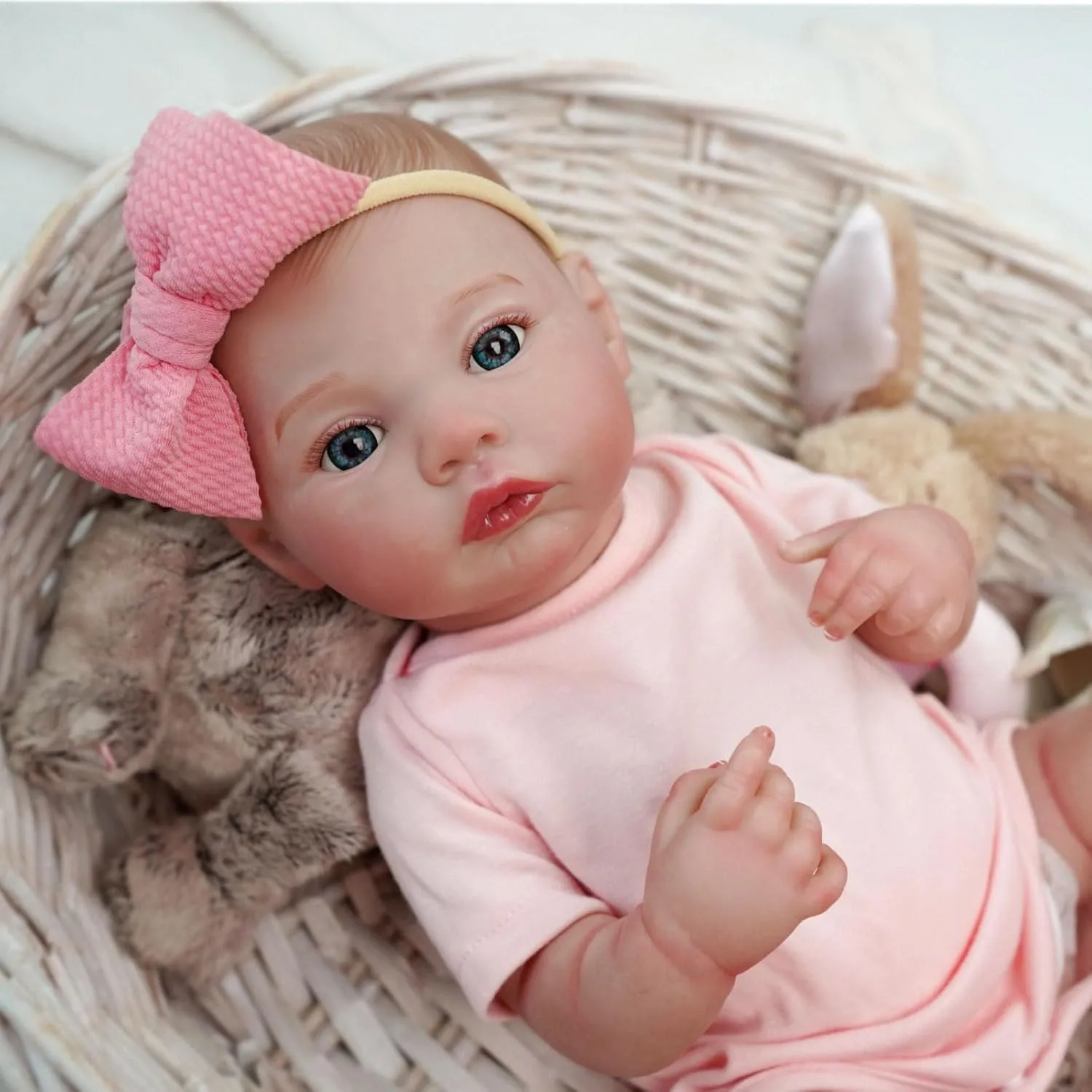 17" Realistic and Cute Reborn Baby Girl Beall Opened Her Eyes, Handmade Lifelike Reborn Doll, Advanced Painted Vinyl Gift Set for Kids Age 3 