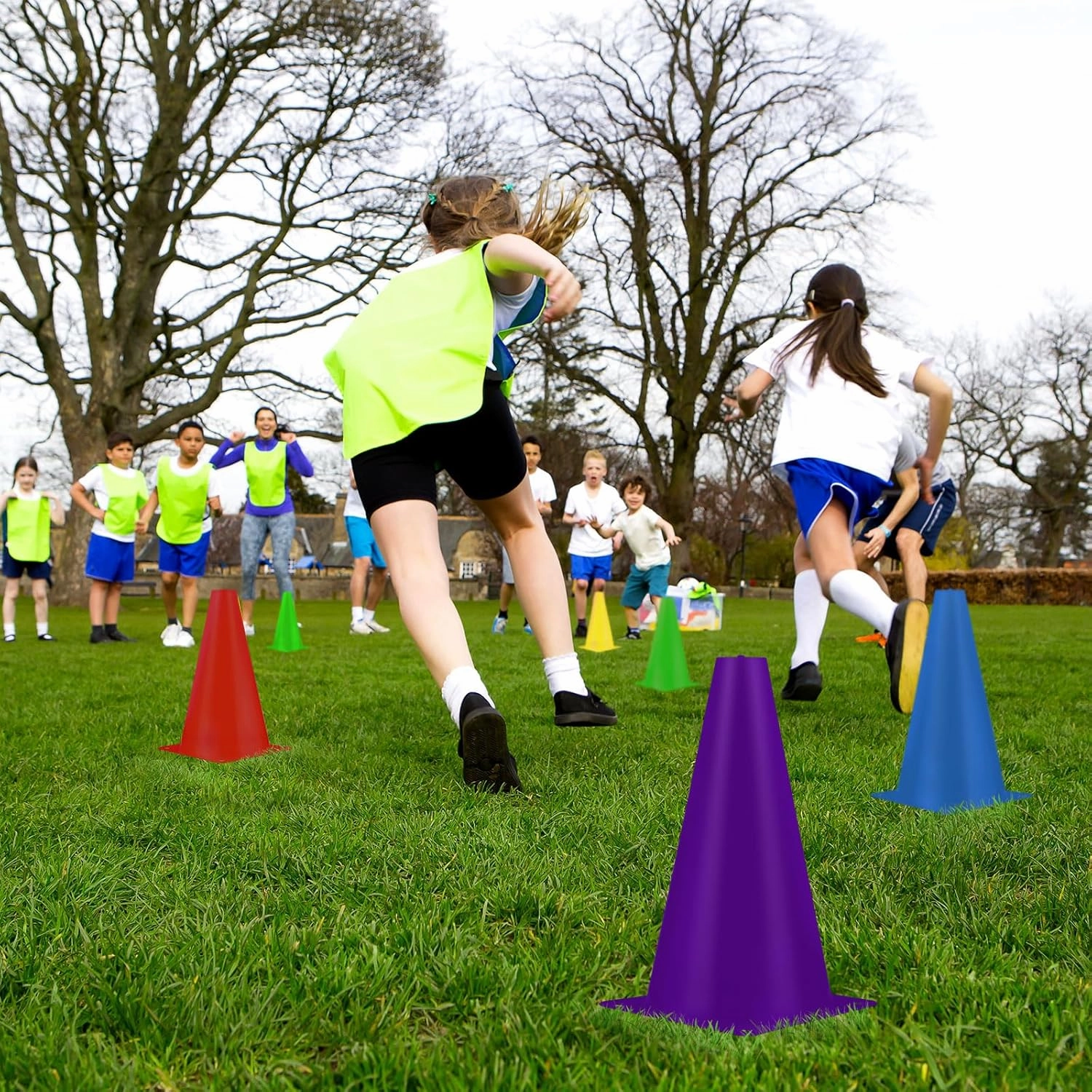 48 Pack 7 Inch Plastic Traffic Cones Agility Field Marker Soccer/Safety/Sports/Training Cones for Skating Basketball Football Practice Drills Themed Party Decorations