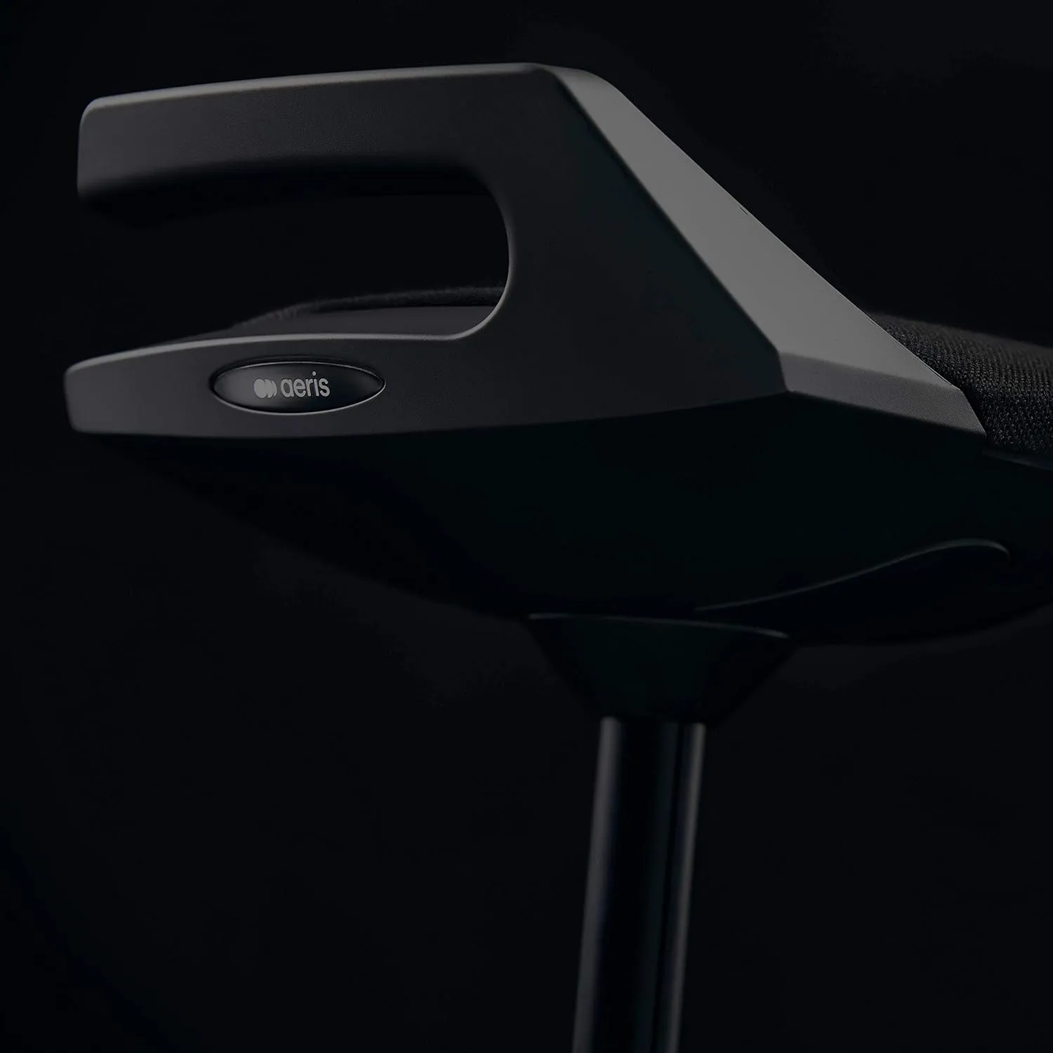 aeris Muvman Standard ergonomic standing aid - Active standing seat for dynamic sitting and standing - Height-adjustable standing chair with 51-84 cm seat height