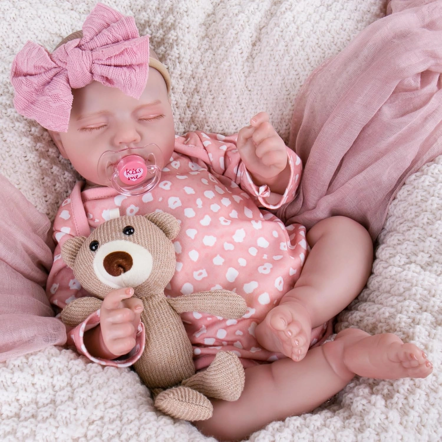 Aori Lifelike Reborn Baby Dolls Real Life Realistic Baby Dolls 20 '' Sleeping Newborn Baby Girl with Pink Clothes Set
