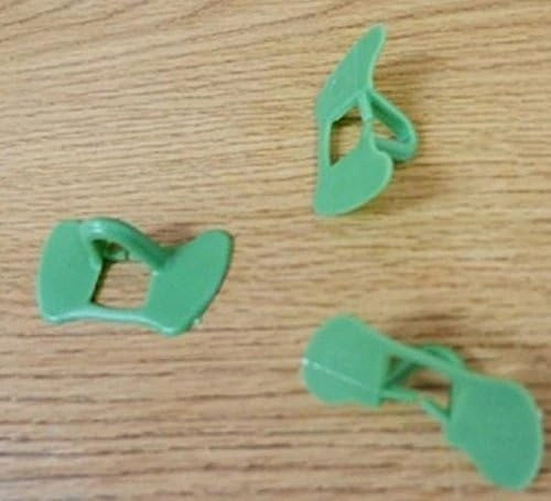 Clip -on Peepers / Blinders (100 pk) for Pheasants