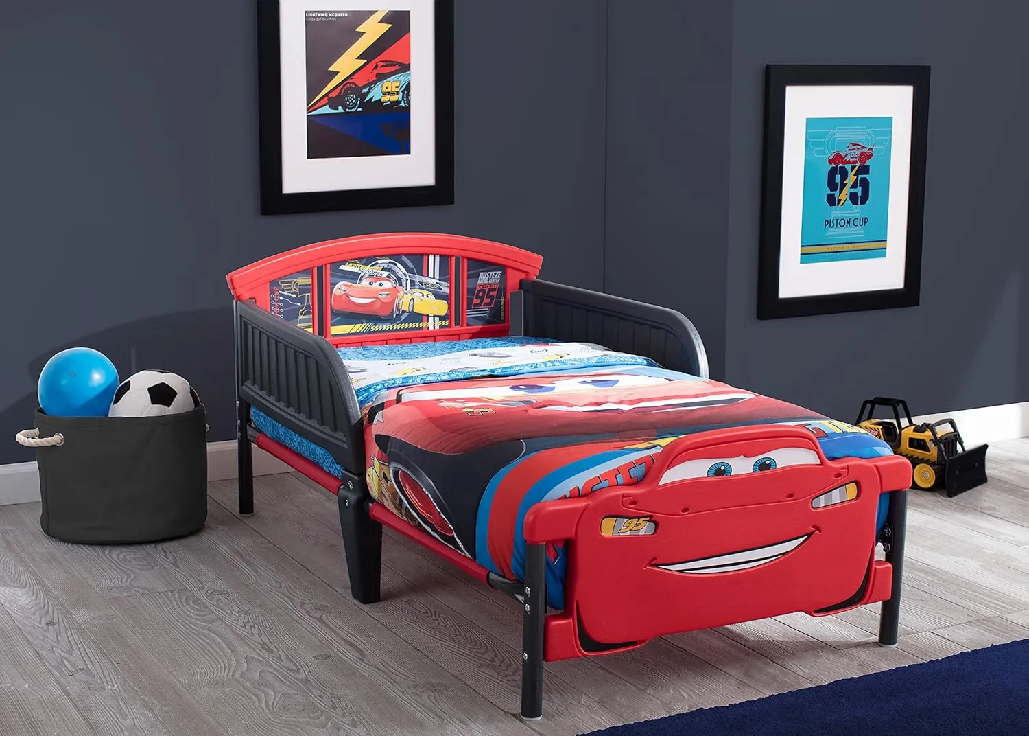 Delta Children 3D-Footboard Toddler Bed, Disney/Pixar Cars 3