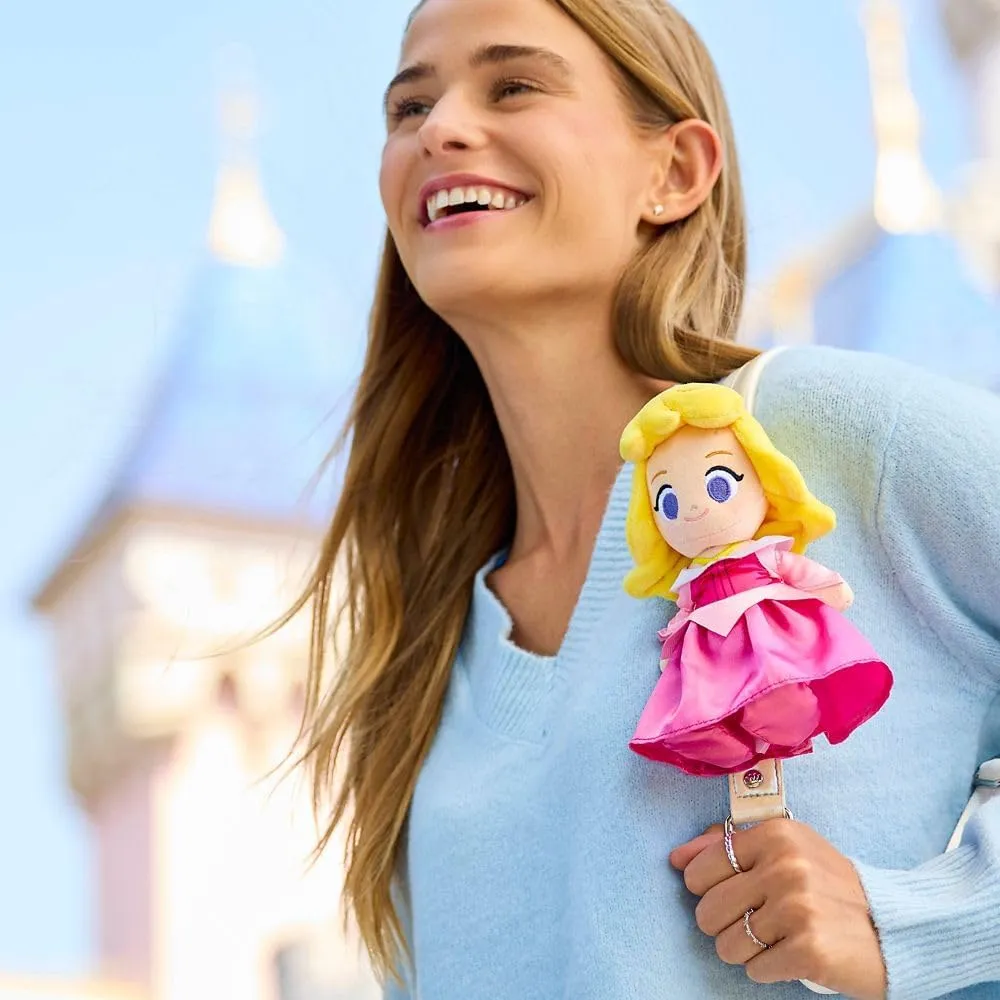 Disney Store Official Anna nuiMOs Plushie - Soft Plush with Embroidered Features, Poseable Hands & Turning Head, Magnetic Hands for Holding, 6 Inches, Dress Up with nuiMOs Outfits