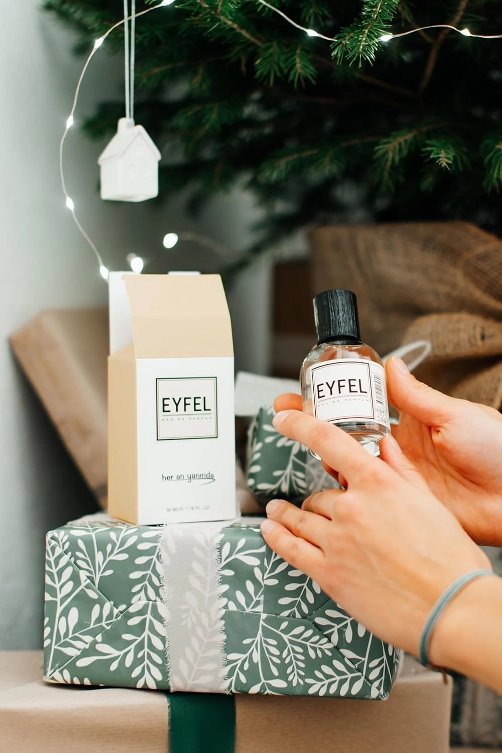 EYFEL Perfumes for Women – W108 INSPIRED BY ALIEN – Eau de Parfum Spray – Women's Fragrances – EDP 50 ml / 1.76 FL. OZ.