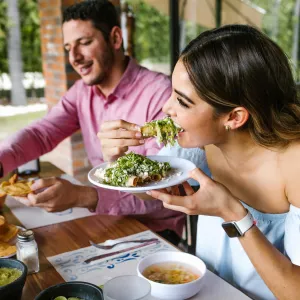 Giftory Taste of Los Angeles for Two - Experience Gift - Unique Gift Ideas - Gifts For Foodies - Choose From 20  Experiences - Food Tours, Cooking Classes and More