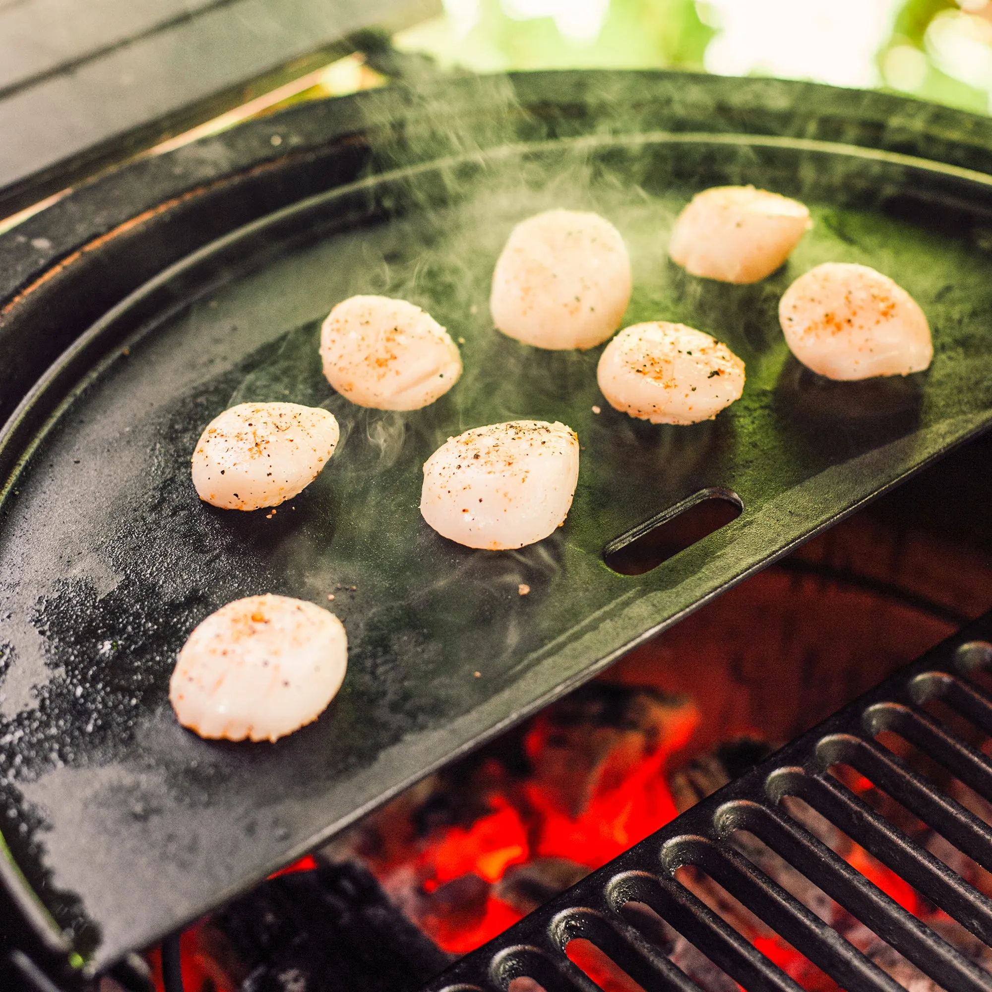 Kamado Joe Classic Joe Half Moon Cast Iron Reversible Hotplate