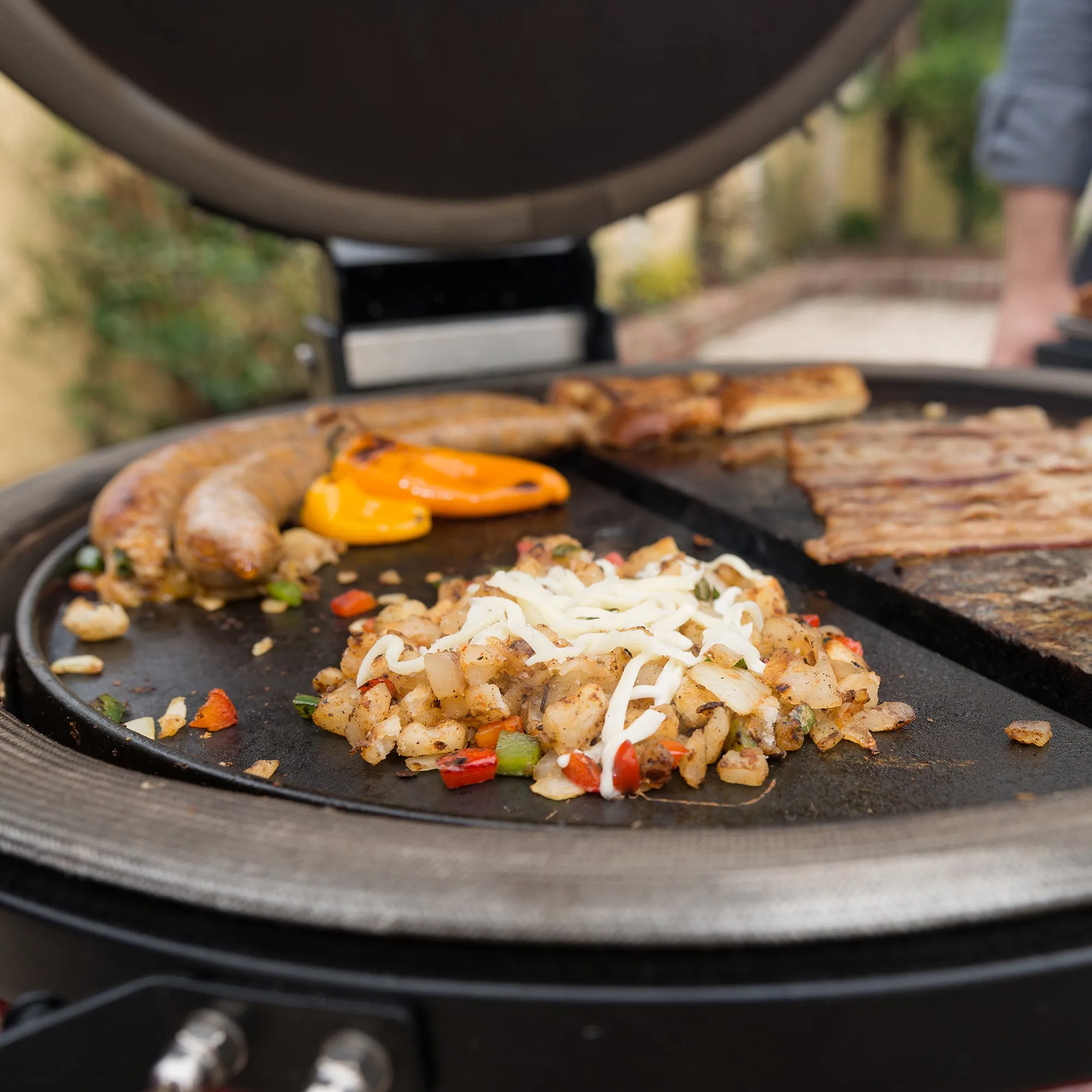 Kamado Joe Classic Joe Half Moon Cast Iron Reversible Hotplate