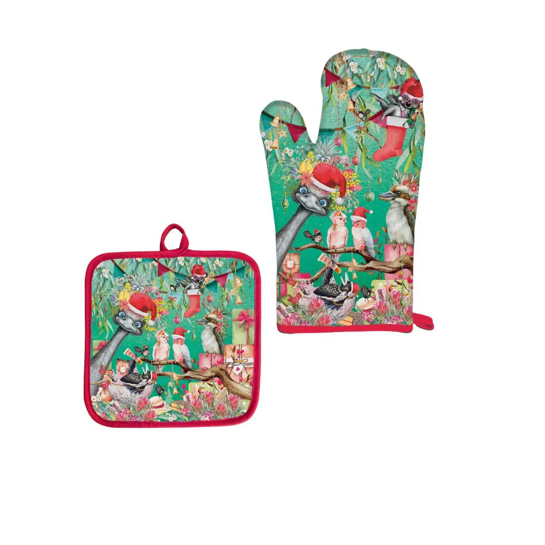 Lisa Pollock Mitt & Holder Christmas Capers