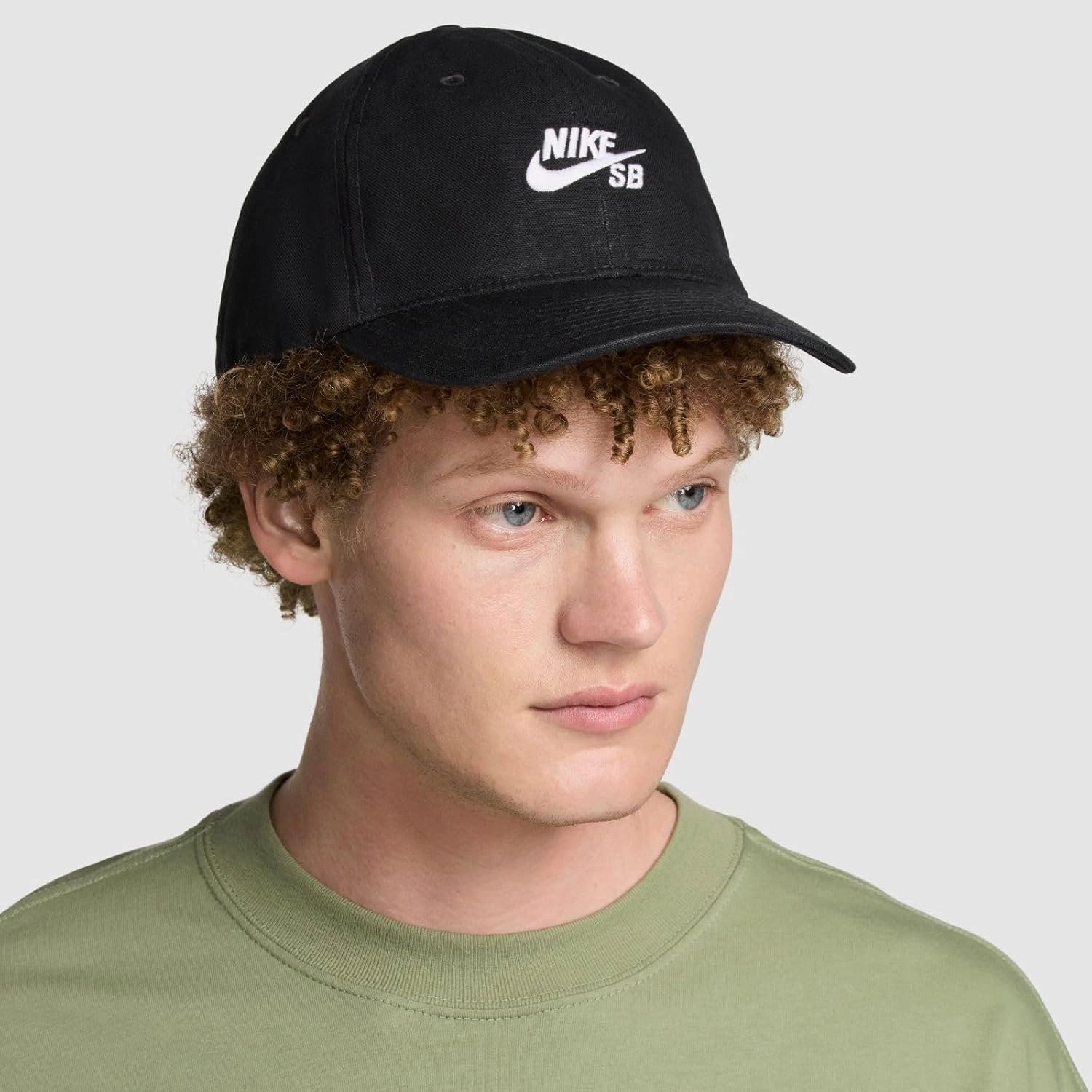Nike SB Club Cap - Black / White