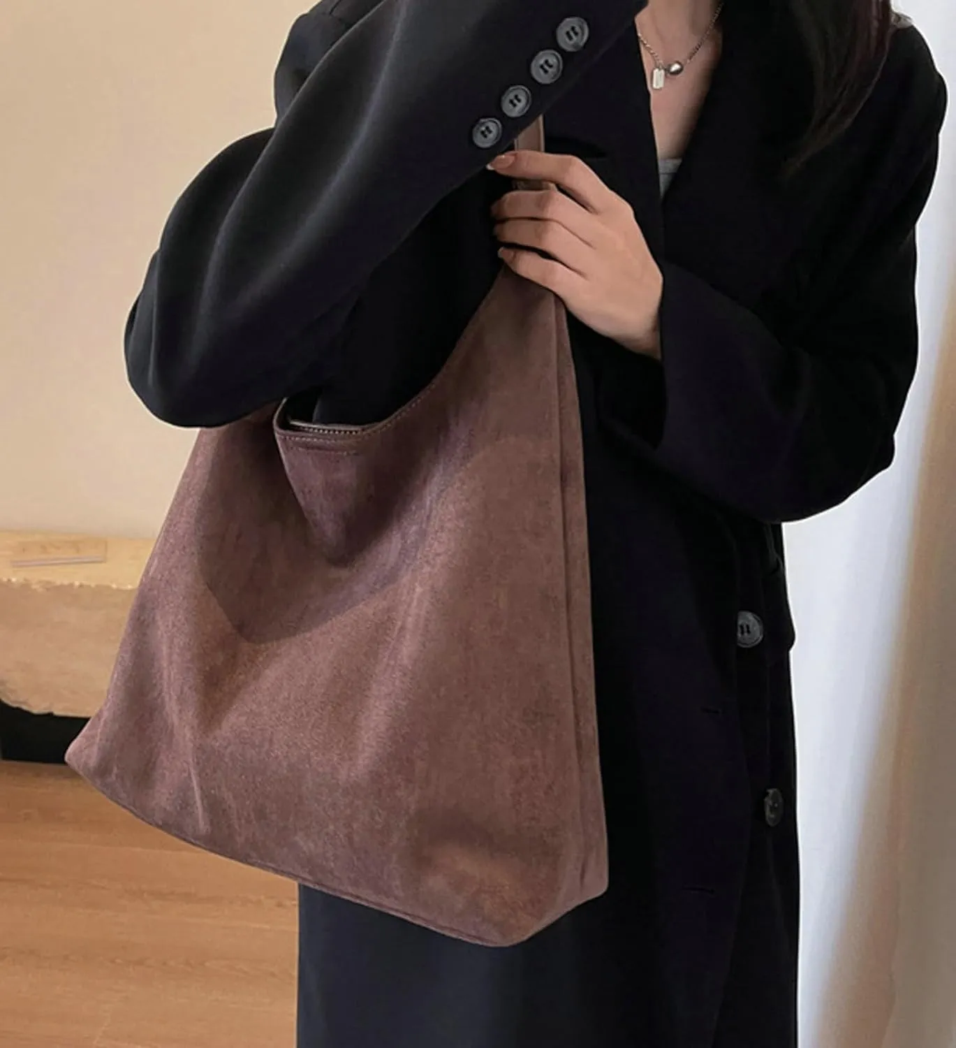 Vintage Suede Tote Bag for Women Autumn Winter 2025 Collection Retro Casual Commute Large Capacity Shoulder Bag