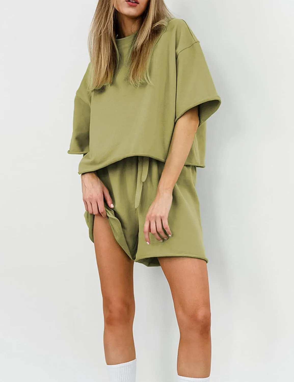 Women's 2 Piece Outfits Lounge Sets Crew Neck Short Sleeve Pullover Tops High Waisted Shorts Tracksuits